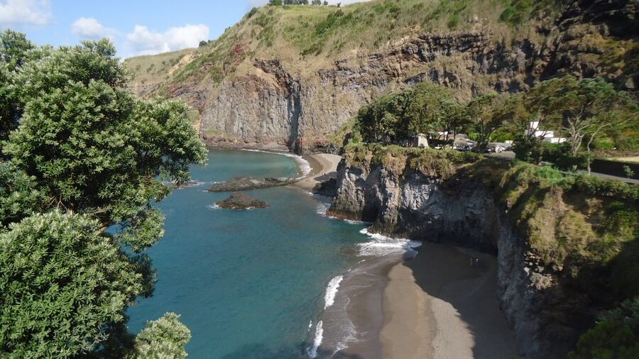 Ponta Delgada: Private Full or Half-Day 4x4 São Miguel Tour - Furnas: steam, hot springs, and local food