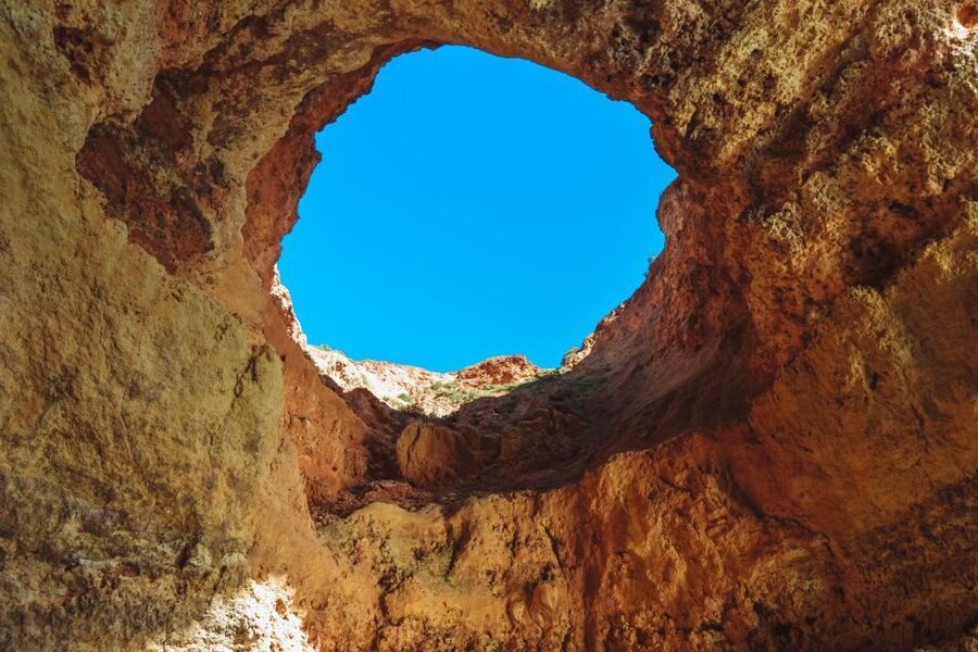 Portimão: Benagil Caves & Dolphins Watching with Biologist - The five things worth knowing first