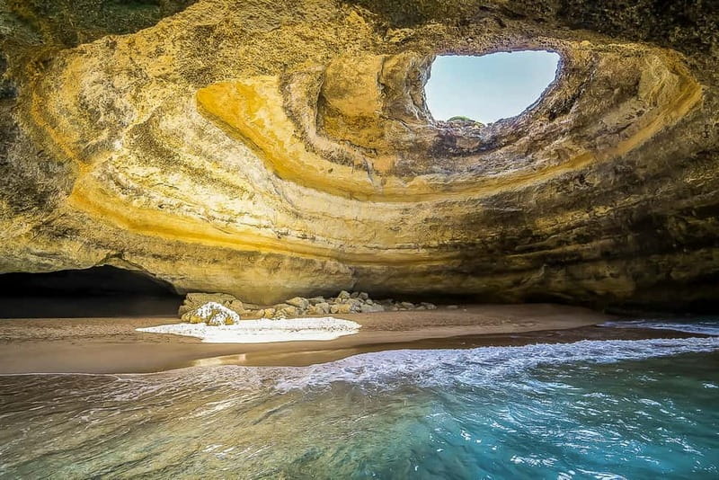 Portimão: Benagil Caves Speed Boat Tour with Sunset Option - A fast look at Algarve cliffs and caves