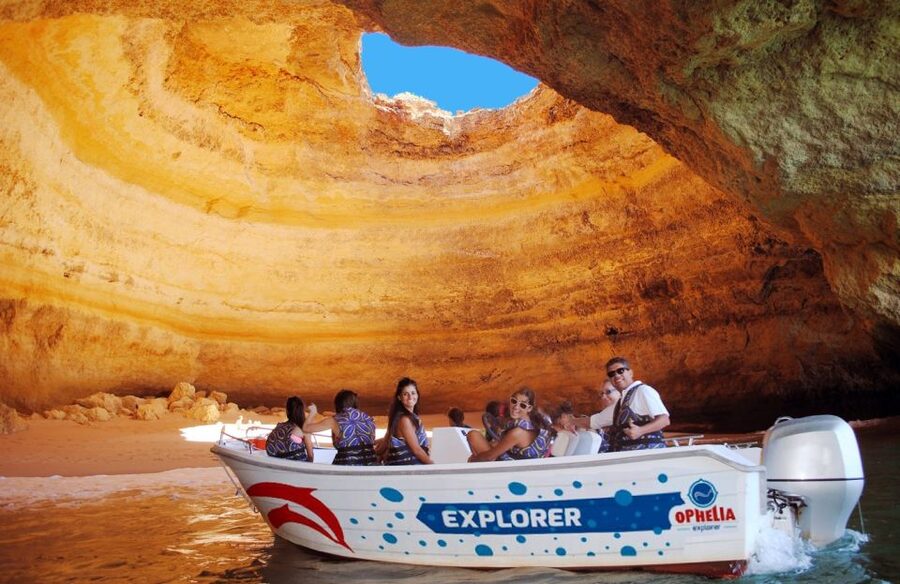 Portimão: Benagil Grottoes Boat Cruise - Key points to know before booking