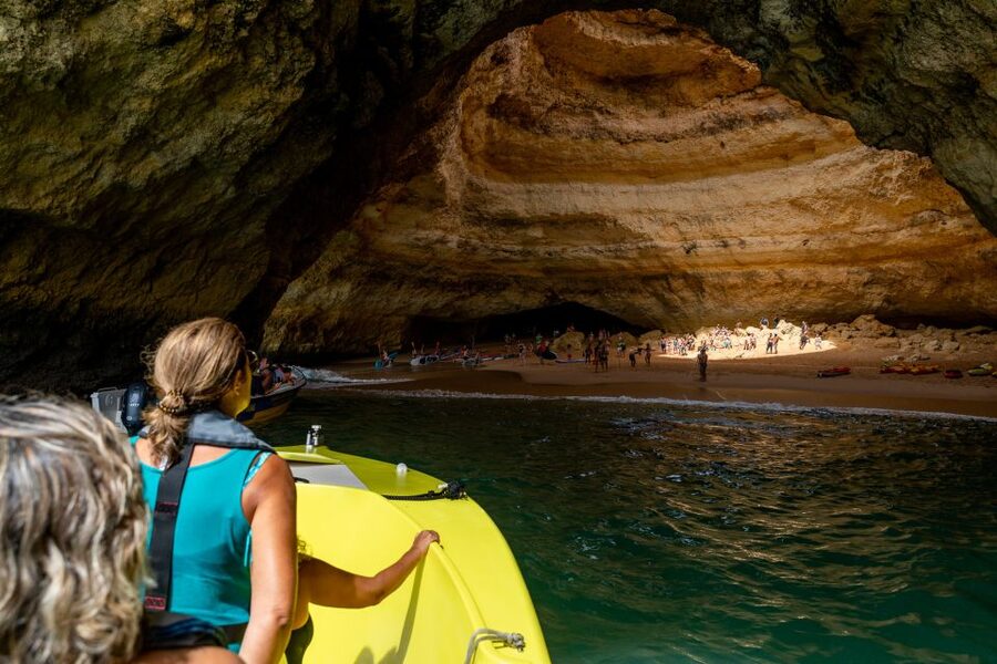 Portimão: Benagil Grottoes Boat Cruise - Timing, weather, and practical comfort
