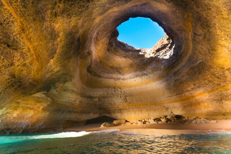 Portimão: Benagil Sea Caves Speedboat Adventure Tour - Key points at a glance