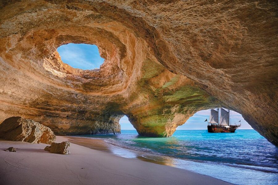 Portimão: Pirate Ship Cave Cruise - Leaving the Rio Arade for Ferragudo