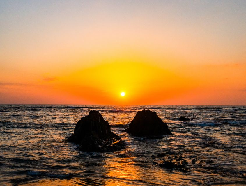 Portimão: Sunset Cruise to Benagil Cave - Alfanzina Lighthouse and the ride back