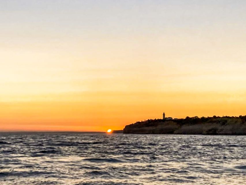 Portimão: Sunset Cruise to Benagil Cave - Who should book the Portimão sunset cruise?