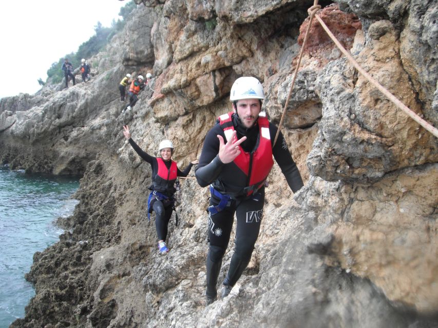 Portinho da Arrábida: Coasteering Boat Tour - Sea caves and the Santa Margarida sanctuary