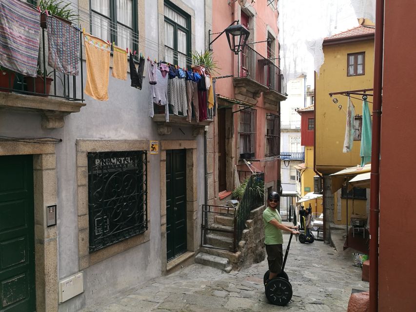 Porto: 2-Hour City Highlights Guided Segway Tour - Porto Cathedral and the upper historic center