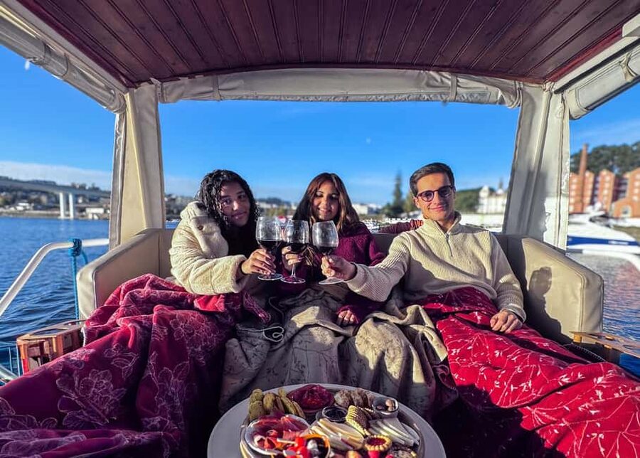 Porto: 6 Bridges and Sunset Boat Cruise with Welcome Drink - Is $51 a fair price?