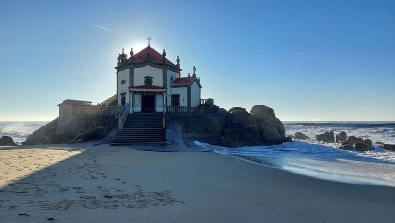 Porto:Aveiro, Cruise, Costa Nova & Capelha da Pedra Full Day - Who should book this Porto day trip?