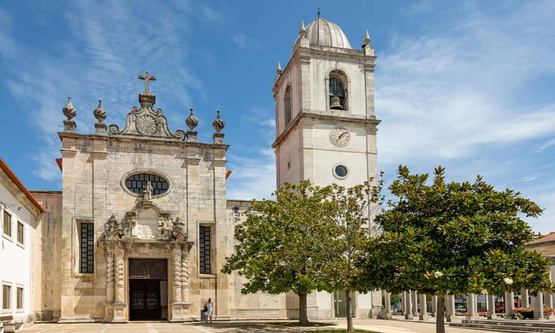 Porto:Aveiro, Cruise, Costa Nova & Capelha da Pedra Full Day - Senhor da Pedra Chapel on the Atlantic rocks