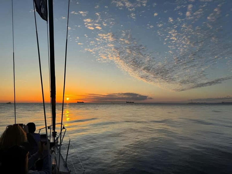 Porto: Best Charming Sailboat Cruise Sunset - Key points to know before booking