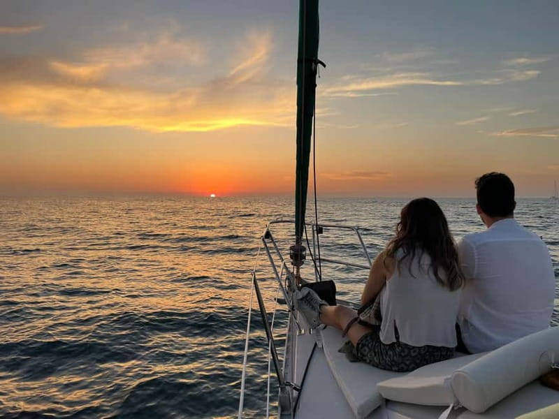 Porto: Best Charming Sailboat Cruise Sunset - Alfândega, Gaia, and the classic Douro views