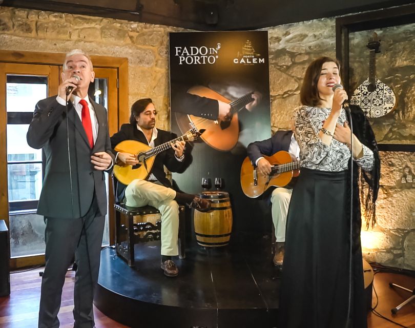 Porto: Cálem Cellar Tour, Fado Show & Wine Tasting - Cálem Port and Fado at a glance