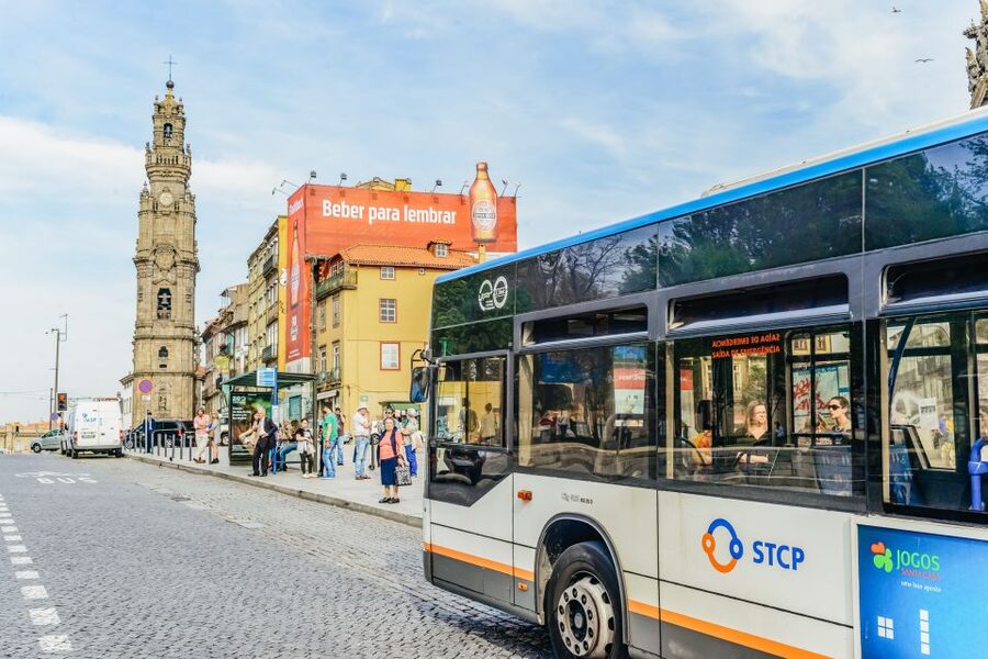 Porto Card with Transportation (1, 2, 3 or 4 Days) - Collecting the card at the airport or cathedral