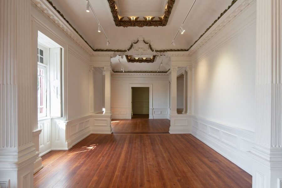 Porto: Casa São Roque Direct Entry Ticket - Temporary contemporary art, with changing results
