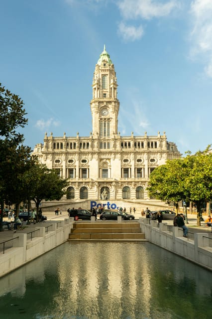 Porto: City Center Walking Tour - Porto Cathedral and the first big view