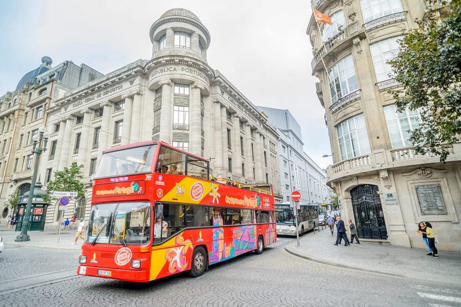 Porto: City Sightseeing Hop-On Hop-Off Bus Tour - What the commentary gets right, and misses