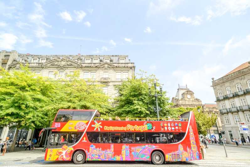 Porto: City Sightseeing Hop-On Hop-Off Bus Tour - The Red Line from Batalha to the Atlantic