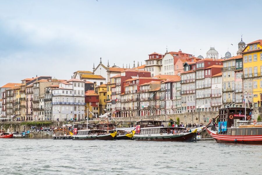 Porto: City Train Tour, River Cruise & Wine Cellar - Key points to know before you go