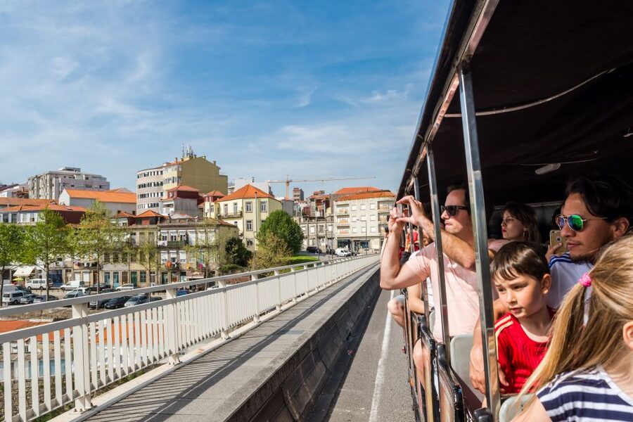 Porto: City Train Tour, River Cruise & Wine Cellar - Why this Porto combination works
