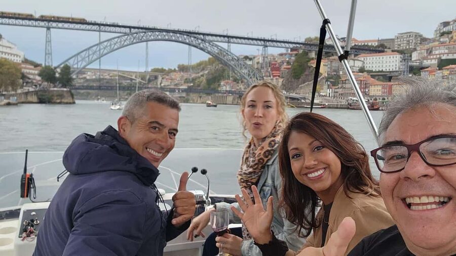 Porto: City Views or Sunset Tour with Drinks - Key points to know before booking