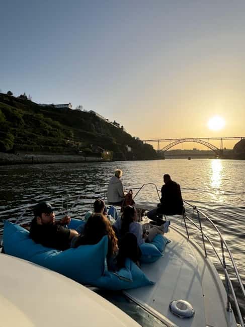 Porto: City Views or Sunset Tour with Drinks - Starting at Marina da Afurada