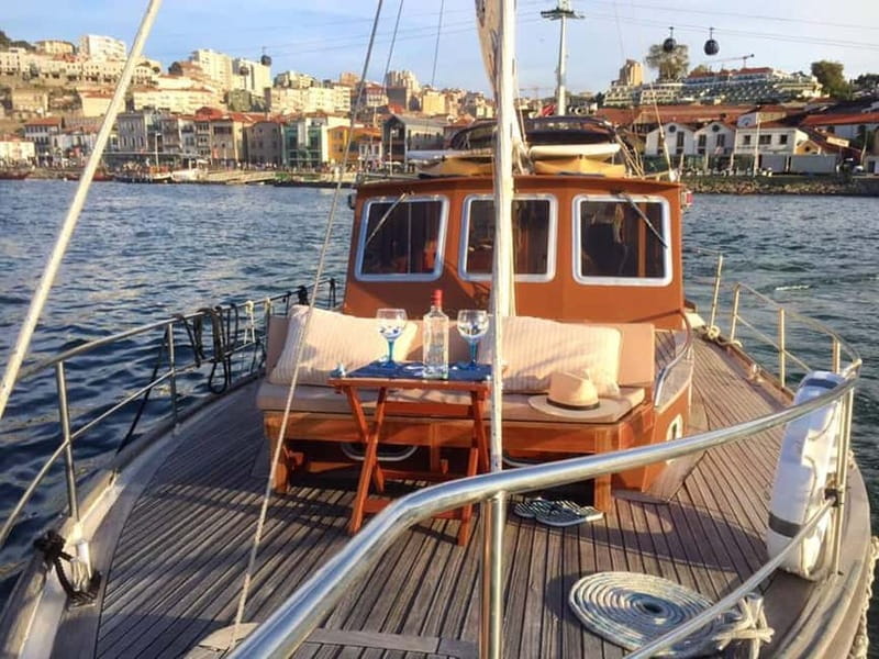 Porto: Classic Sailboat Cruise Along the Douro River - Arrábida Bridge and the river mouth