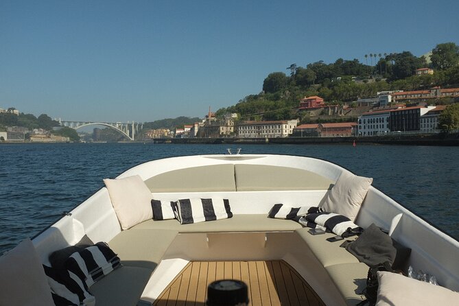 Porto: Douro River Boat Cruise with Port Wine and Snacks - Vila Nova de Gaia and the port wine connection