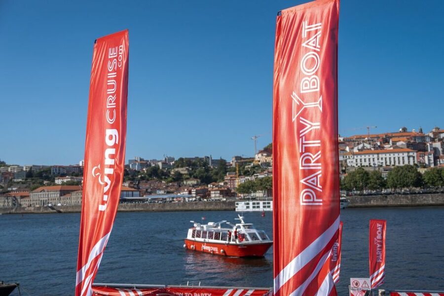 Porto: Douro River Party Boat with Sunset Option & 6 Bridges - Who will enjoy this cruise most