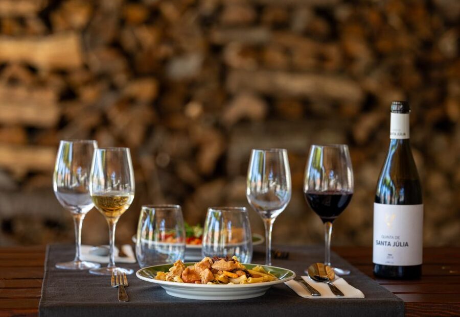 Porto: Douro Valley Tour with Lunch, Boat Cruise & Tastings - The 1959 cooperative and the story behind Douro wine