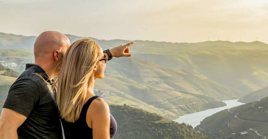 Porto: Douro Valley Tour with Wine Tasting, Cruise and Lunch - Key points to know before booking