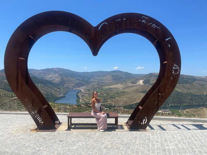 Porto: Douro Valley Wine Tour with a Sommelier & Boat Trip - Leaving Porto for the Vinho Verde hills