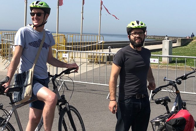 Porto Downtown and Sightseeing Bike Tour - Starting at Rua João das Regras 62