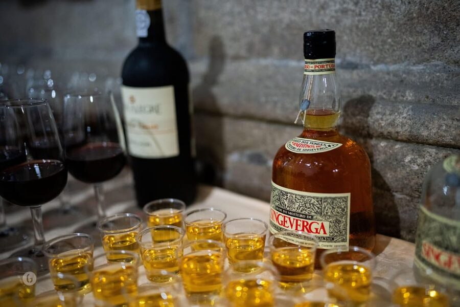 “Porto: Fado Show with Guided Tour in a Historic Monastery” - Practical tips for a smoother visit