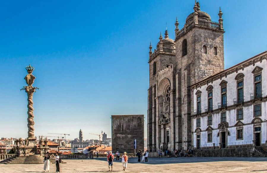 Porto: Guided Tour by Tuk-Tuk & Optional Douro River Cruise - Why a tuk-tuk works so well in Porto