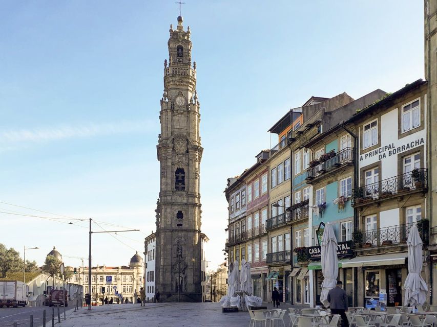 Porto: Guided Tour by Tuk-Tuk & Optional Douro River Cruise - Shared or private: which option makes sense?