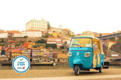 Porto Guided Tour to the Historical Center on a Tuk Tuk