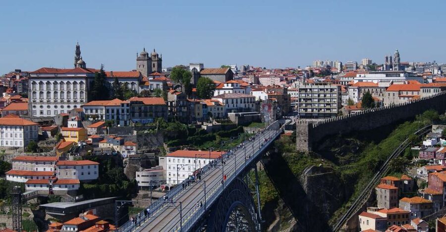 Porto: Guided Walking Tour and Lello Bookshop - Key points to know before booking
