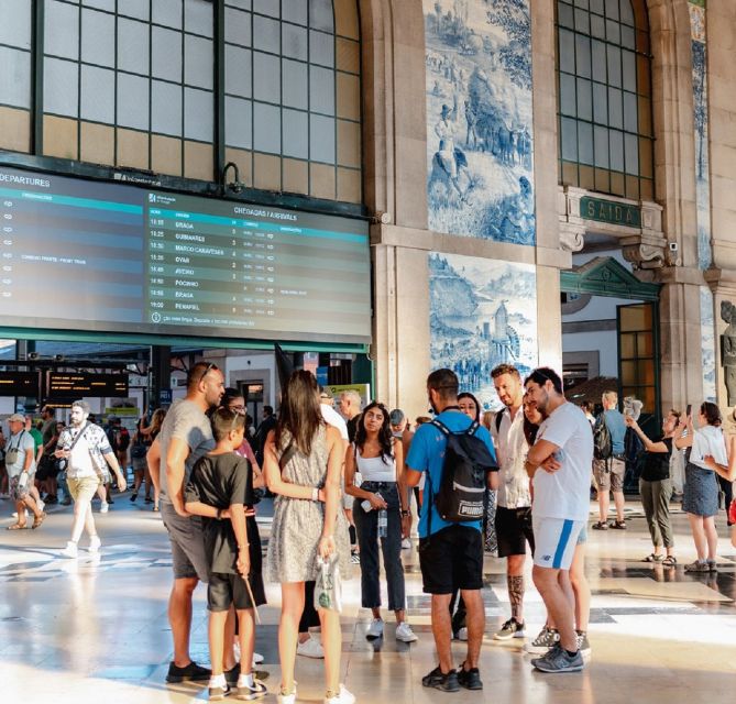Porto: Harry Potter and City of Porto Guided Walking Tour - Palácio Atlantico and the city’s wider story