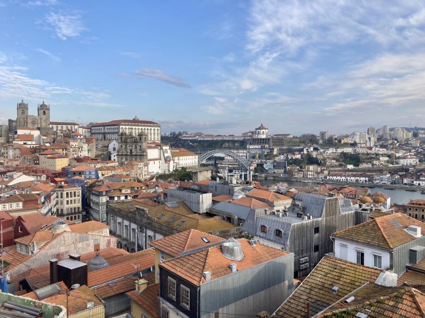 Porto: Highlights & hidden gems Walk - max 10 - Price, pace, and who gets good value