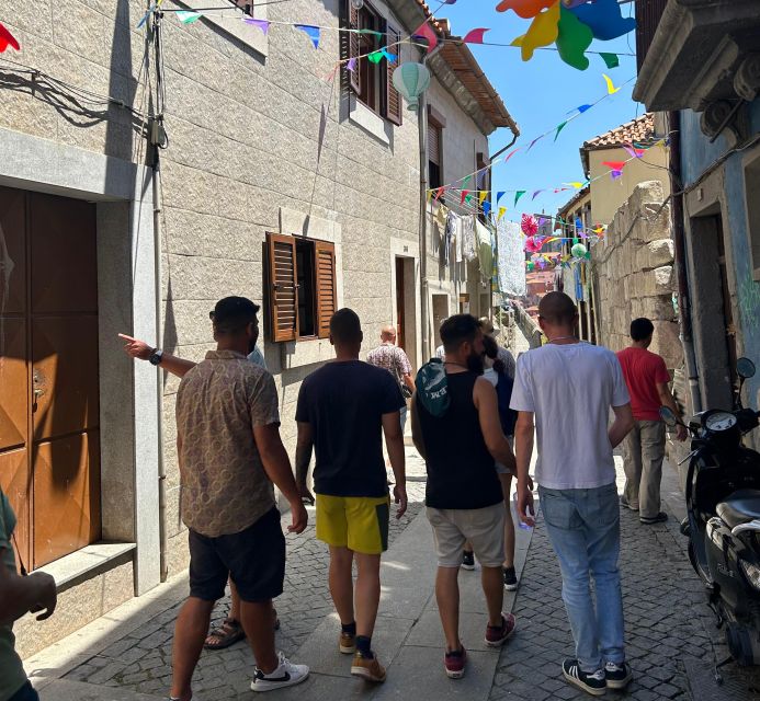 PORTO: Historical Walking Tour - Carmo Church and a pause in Vitória