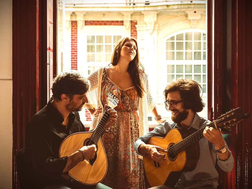 Porto: Live Fado Concert with Glass of Tawny Port Wine - Why this one-hour Fado show works