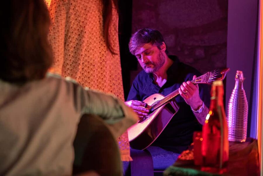 Porto: Live Fado Concert with Glass of Tawny Port Wine - Portuguese guitar and the Tawny Port pause