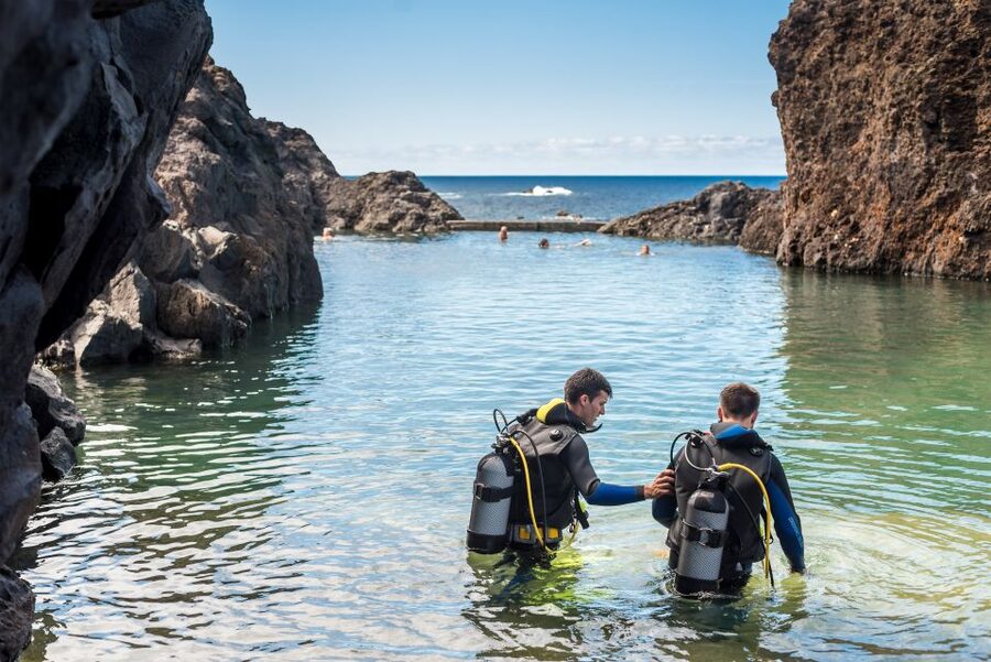 Porto Moniz: Diving with Sharks and Rays in Madeira Aquarium - The Natural Pool Warm-Up