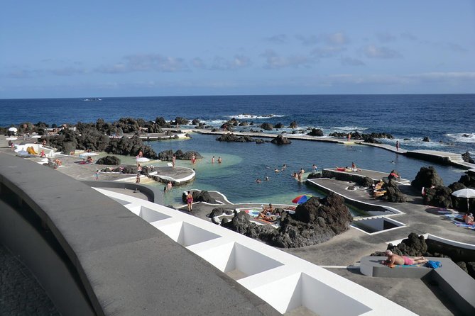 Porto Moniz - Natural Swimming Pools - Véu da Noiva and the Seixal coast