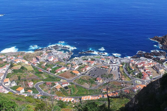 Porto Moniz, Seixal, Fanal Forest, Cliff Skywalk in Open Roof 4X4 - Fanal Forest and the old laurel trees