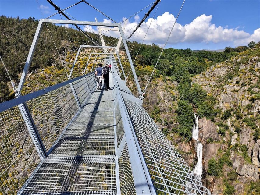 Porto: Paiva Walkways and Suspension Bridge Hike with Lunch - Starting in Porto and reaching Arouca