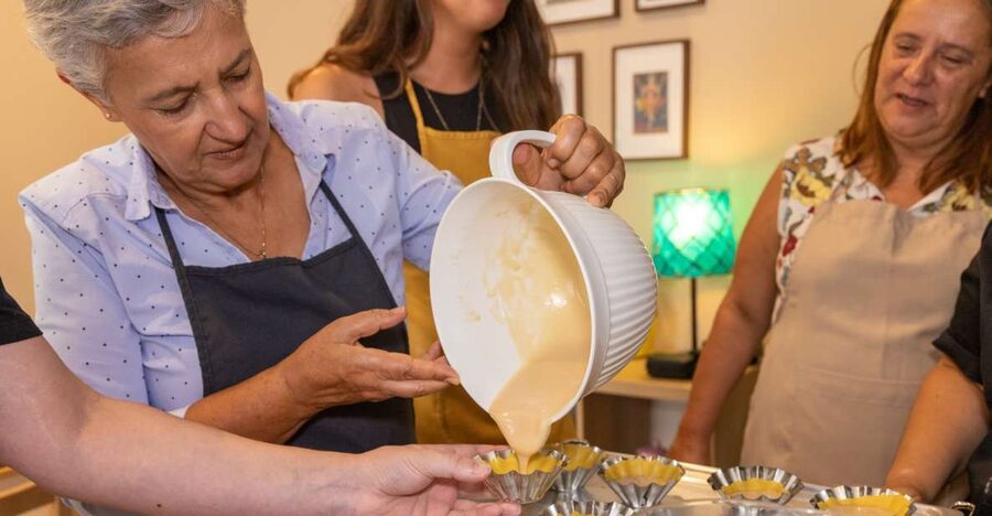 Porto: Pastel de Nata Cooking Class with Grandma's Recipe - Key points at a glance