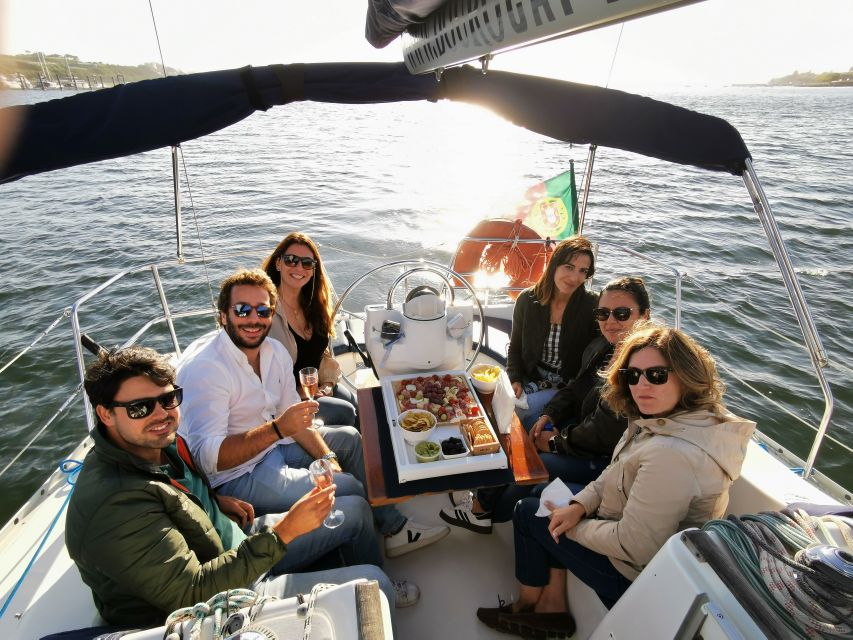 Porto: Private Douro River Charming Cruise w/wine tasting - Families, children, and practical clothing