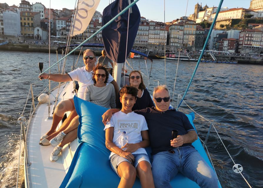 Porto: Private Douro River Charming Cruise w/wine tasting - Wine, music, and the pace onboard